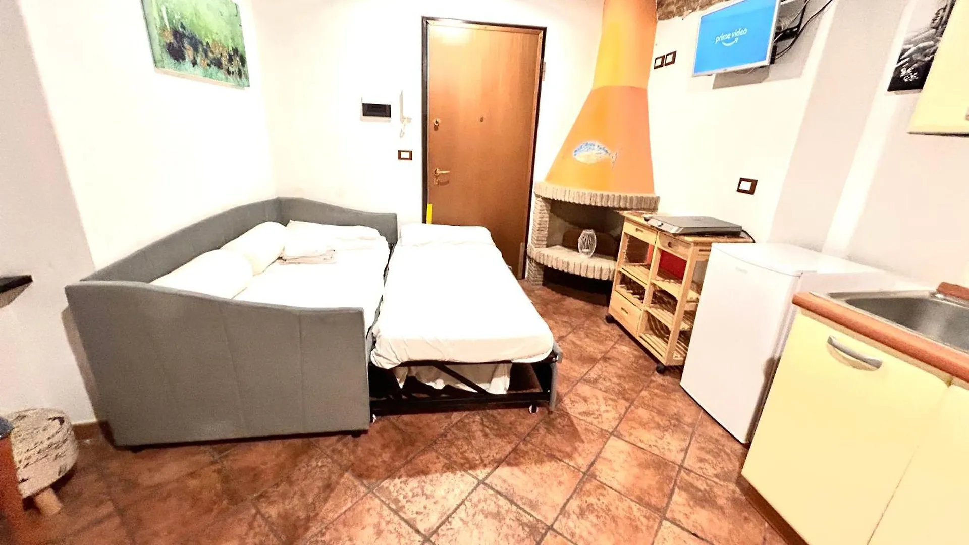 Suite Arnaldo 15 - Sanremo 0*,  Italy